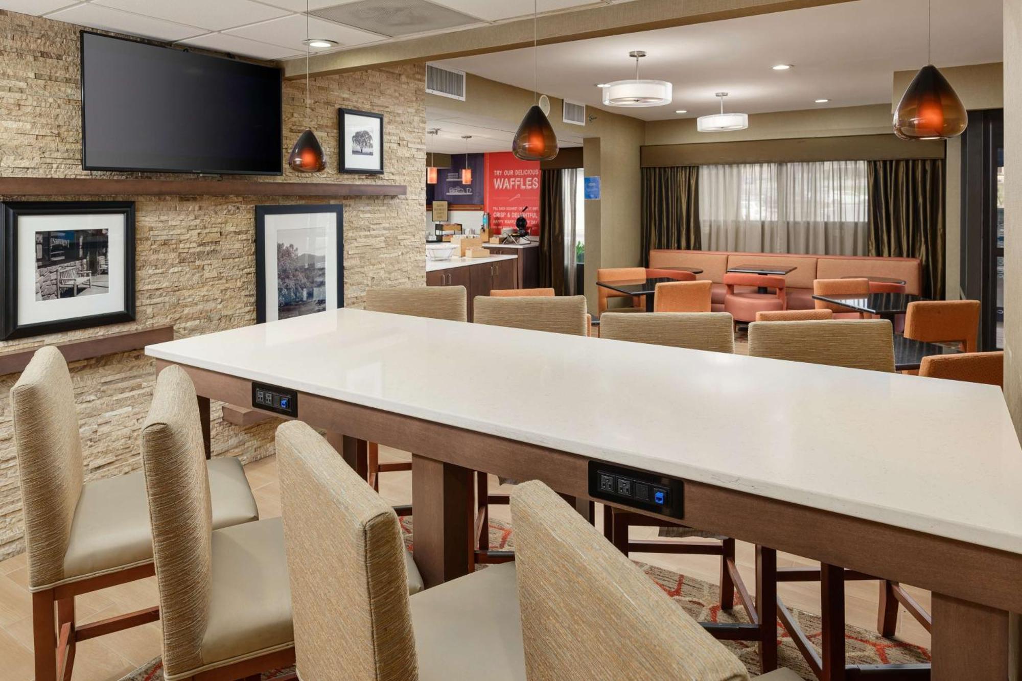 Hampton Inn Oak Ridge Knoxville Exterior foto